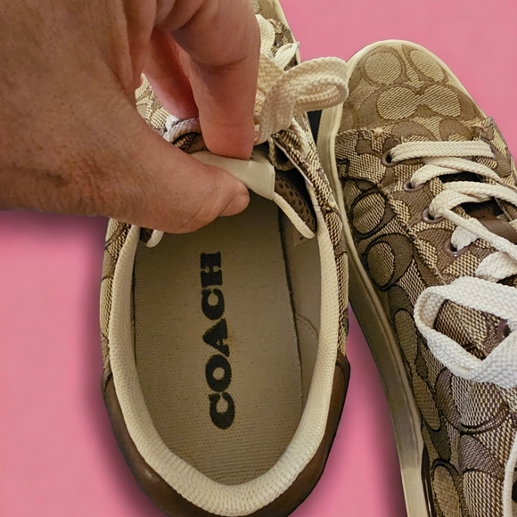 COACH Clip Low Top Sneaker - Picture 8 of 8